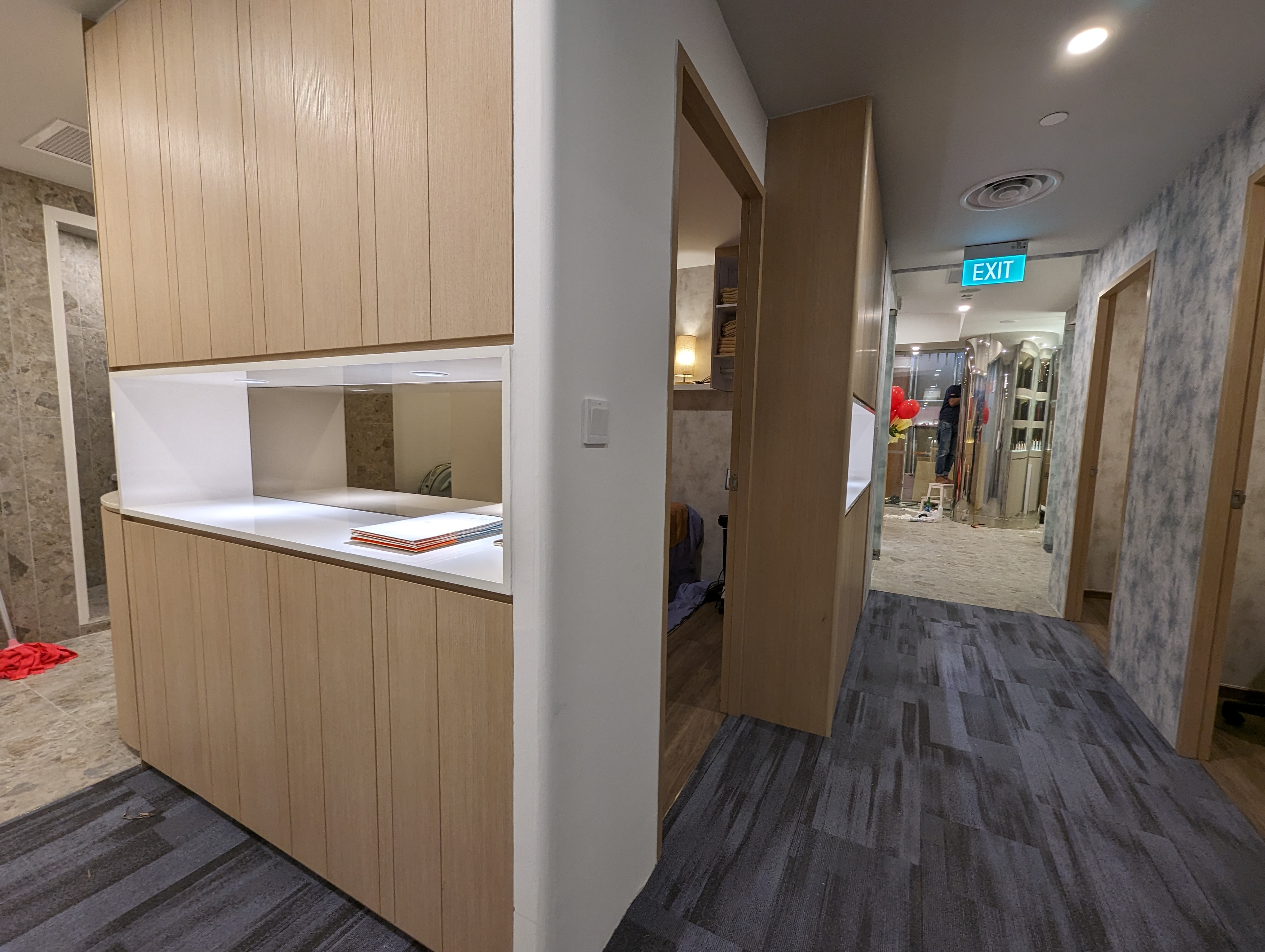 Luxury Skincare Shop at CityLink - City Hall - Image 6