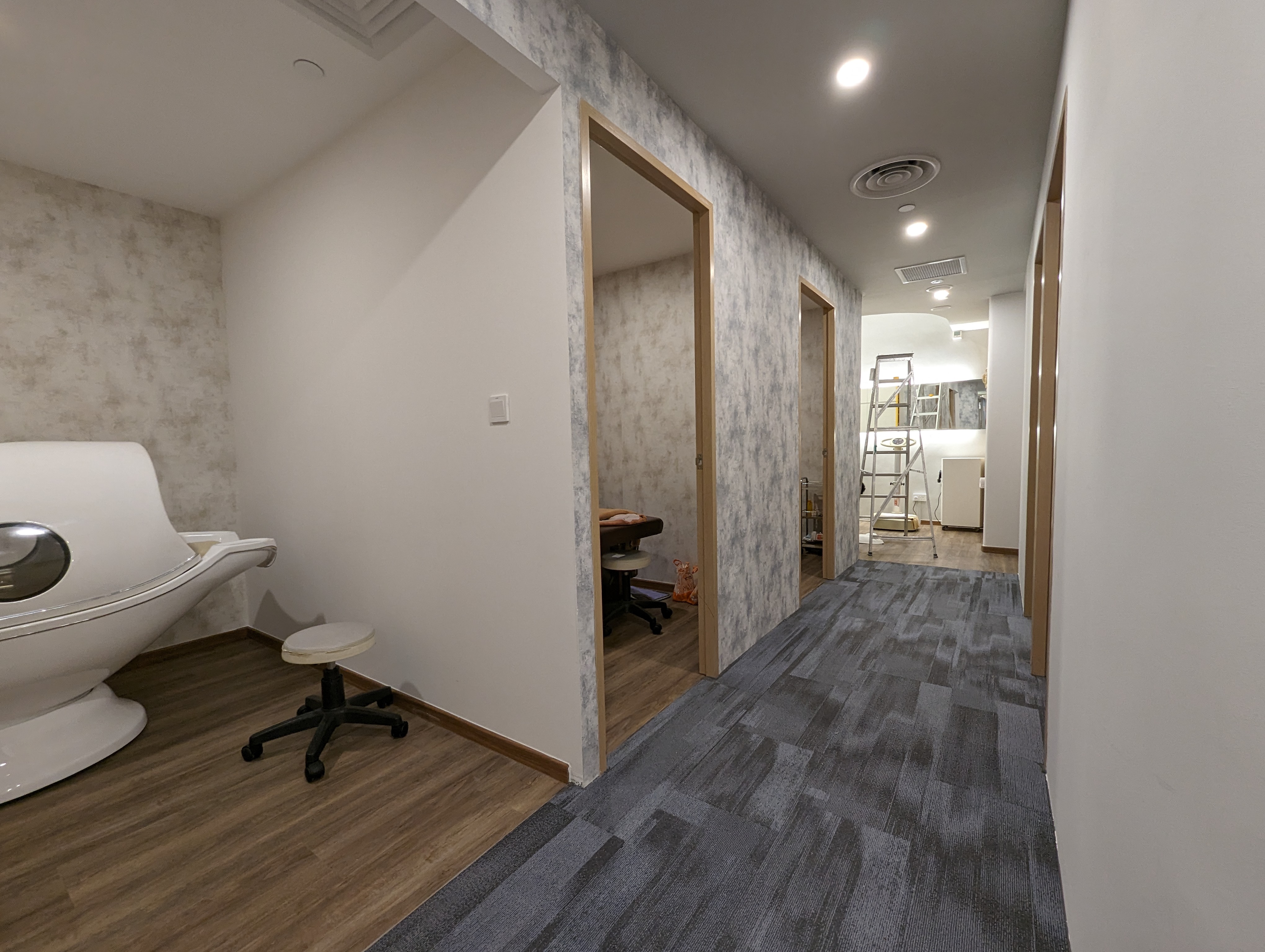 Luxury Skincare Shop at CityLink - City Hall - Image 8