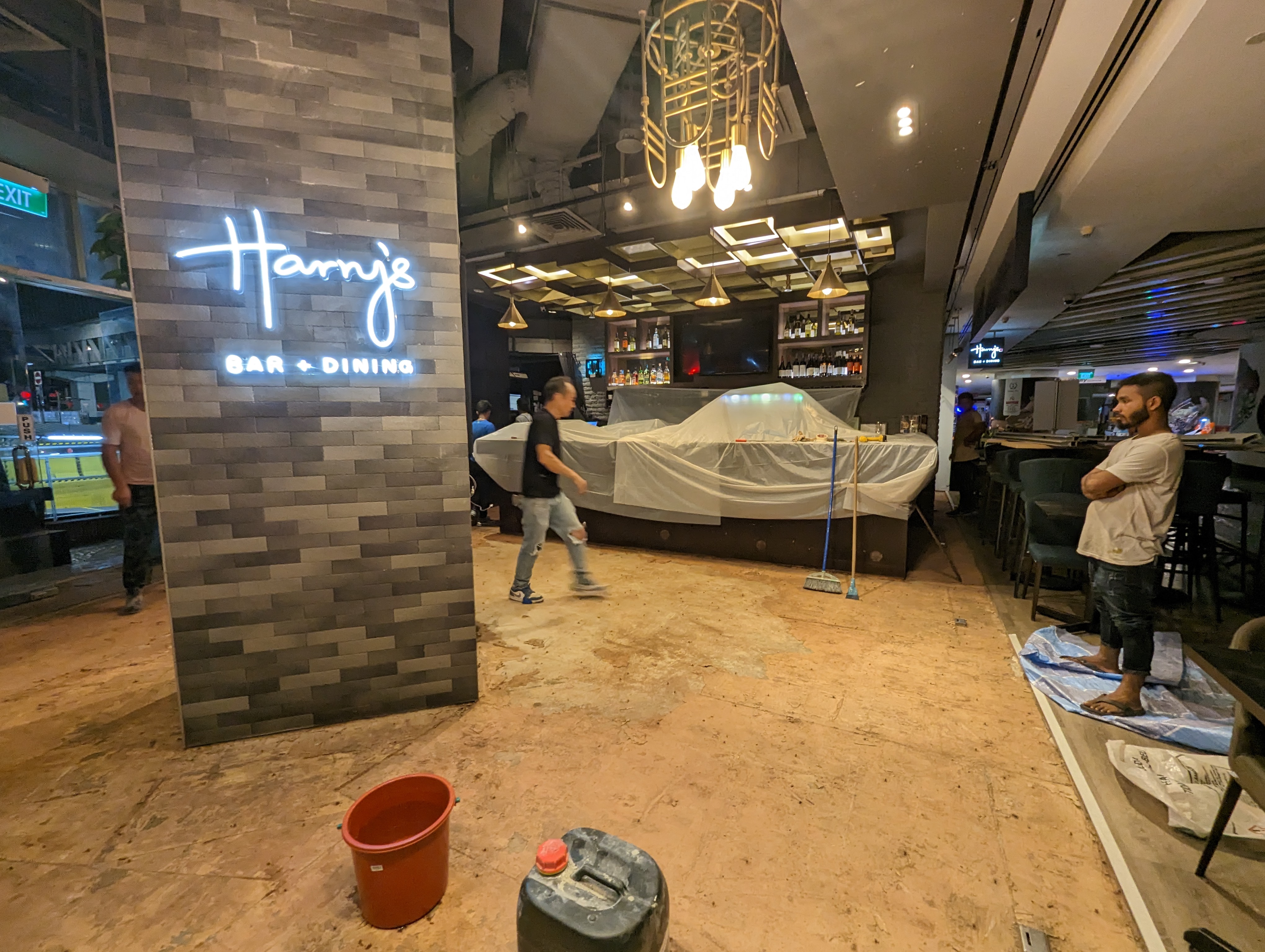 Restaurant Bar at Novena Square - Novena